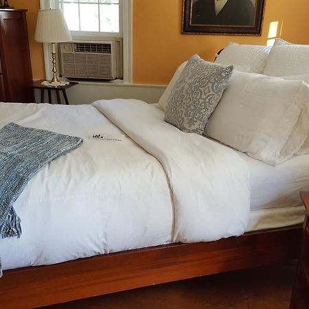 바인야드 헤이븐 The 1720 House B&B 외부 사진